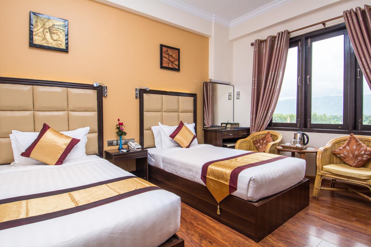 The Hotel Emperor-Inle Nyaung Shwe Exterior foto